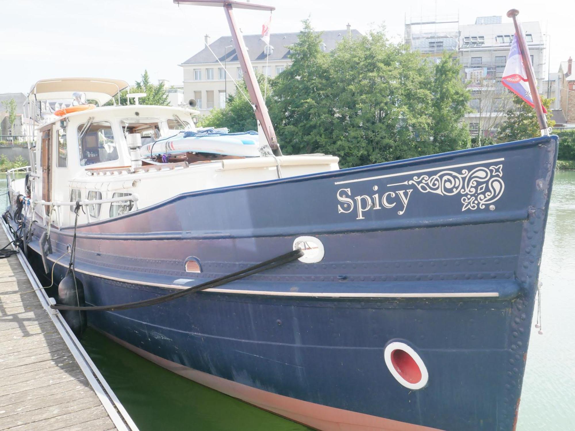 Spicy - Sejour Insolite Sur La Marne Meaux Kültér fotó